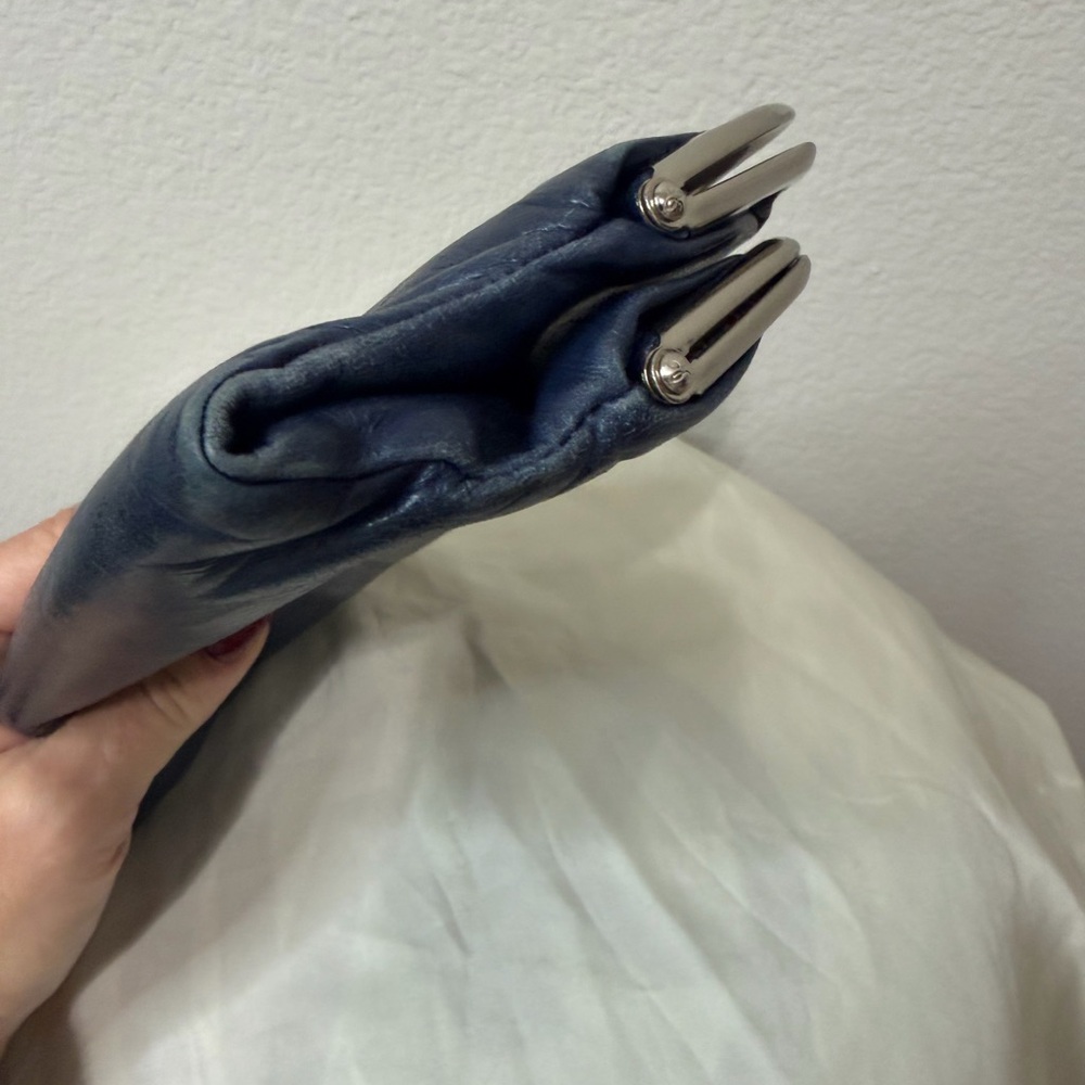 HOBO Midnight Blue Leather Wallet - Picture 5 of 7